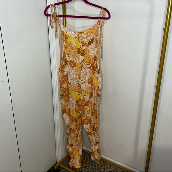 Petal + Pup Floral Colorful Overall Style Jumpsuit Size Large - Picture 3 of 8